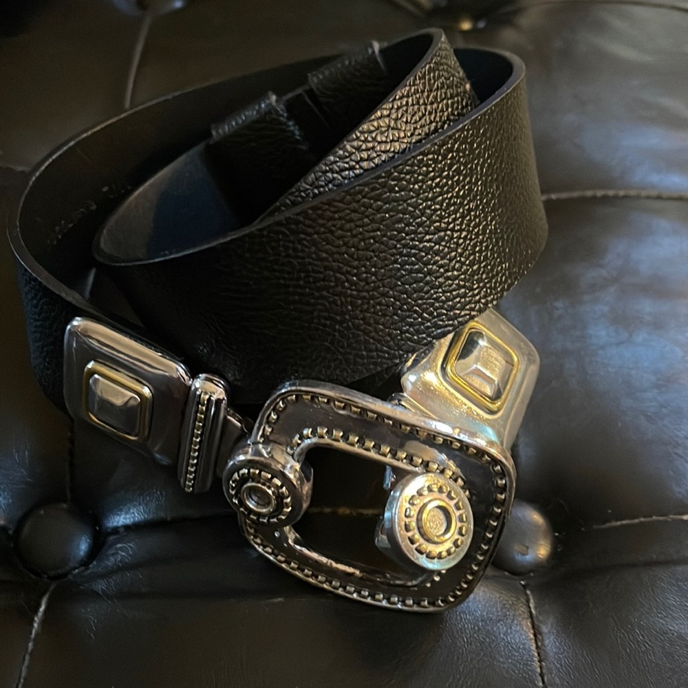 Chico’s belt
